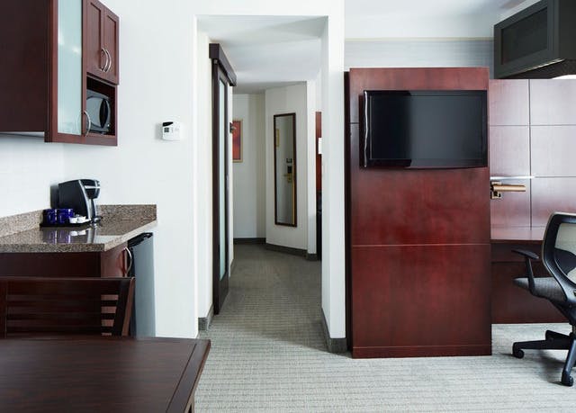 One-Room suite with kitchenette