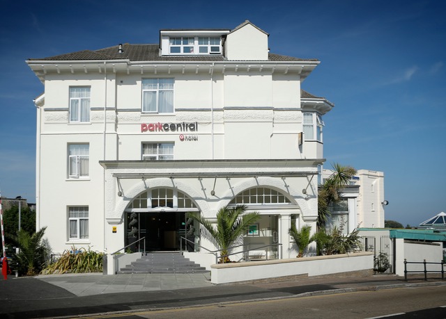 Inviting Bournemouth Hotel On The Seafront - Refundable Hotel | Luxury ...