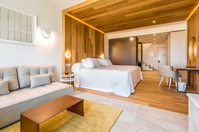 King-Leiro-Sky-Suite