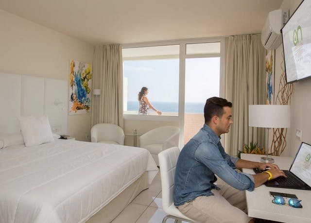 Standard Double room with sea view