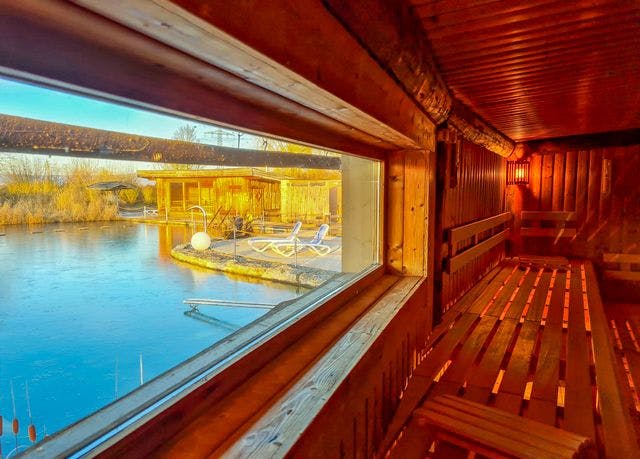 Tageseintritt zur Rheinwelle mit Sauna - optionales Extra