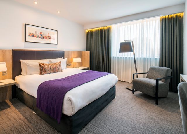 Modern Birmingham City Centre Stay - Refundable Hotel | Luxury Travel ...