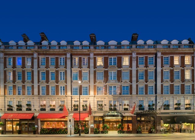 5* London stay near Buckingham Palace - Fully refundable | Luxury ...