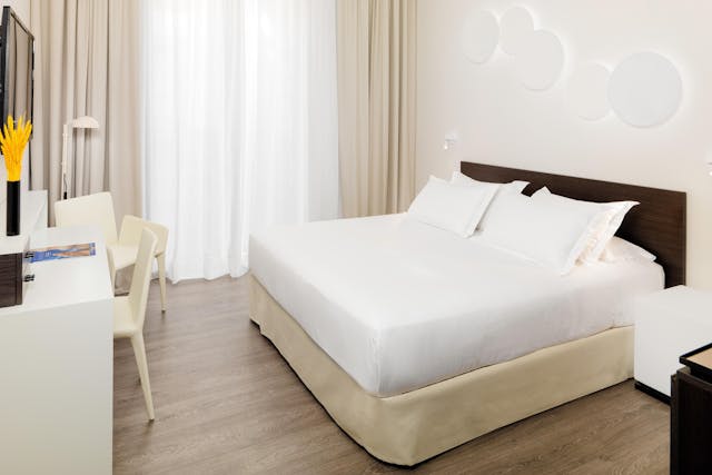 Doppelzimmer oder Doppelzimmer mit Stadtblick