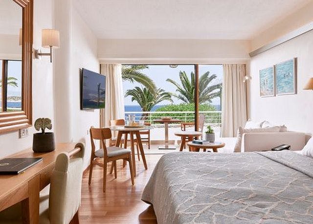 Classic Double room with limited sea view