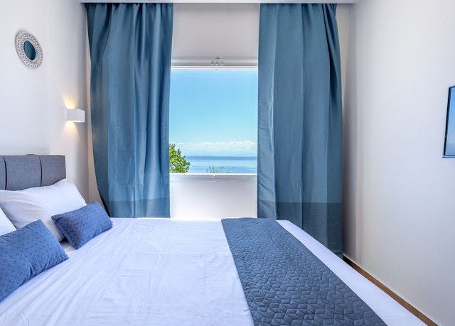 Junior suite with sea view