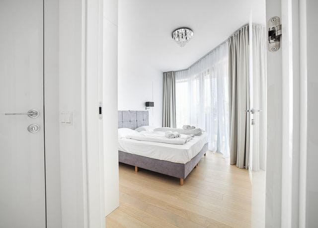 Apartment mit 1 Schlafzimmer & partiellem Meerblick