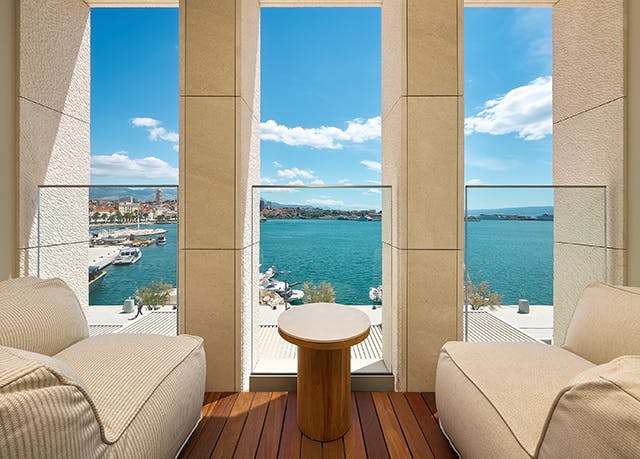 Premium-Zimmer mit Balkon und Meerblick