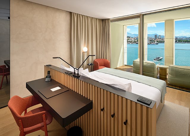 Premium-Zimmer mit Balkon und Meerblick