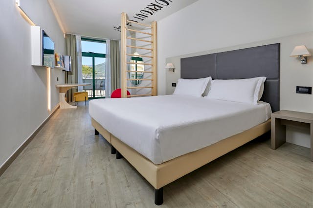 Superior Fitness Lake room