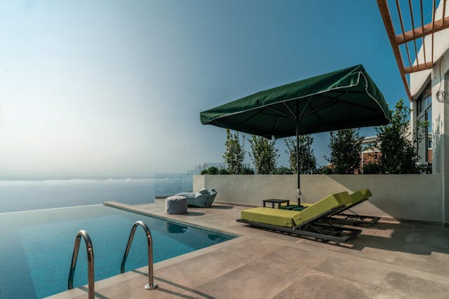 Supreme-Suite mit Panoramablick & Privatpool