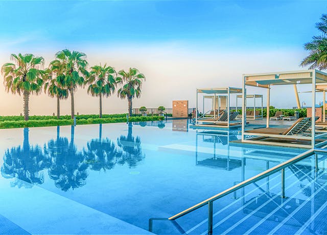 Best 5 Stars Hotels Deals in Fujairah, United Arab Emirates