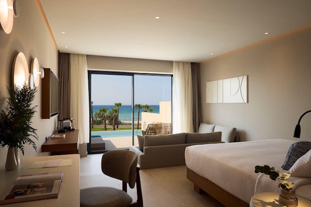 Junior-Suite mit Meerblick und Privatpool