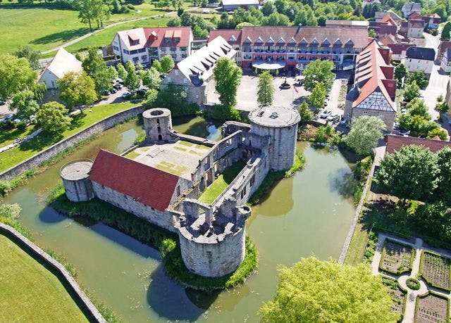 Besichtigung der Burganlage Friedewald - inklusive