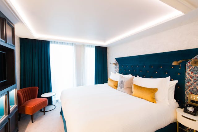 Superior room