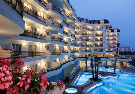 Depkg Hlx Beach Ayt Auf Wolke 7 Strandurlaub Im Heaven Beach Resort Spa Luxury Travel At Low Prices Secret Escapes