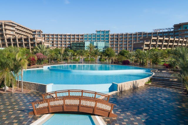 Noah's Ark Deluxe Hotel & Spa, Cipro