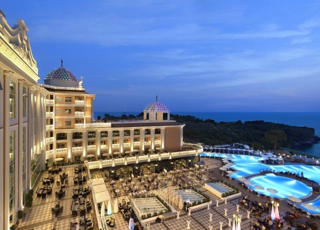 Ultra all-inclusive Antalya holiday  Handplockade hotell och resor till låga priser  Secret 