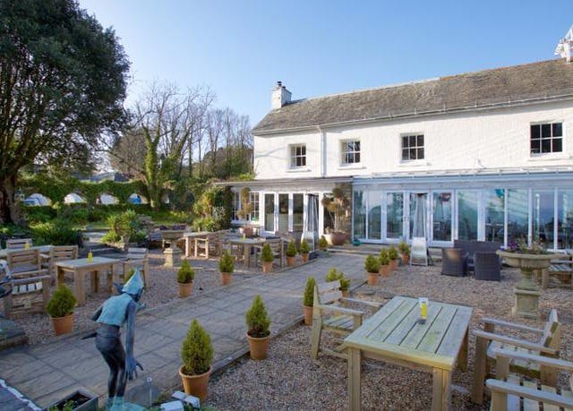 Talland Bay Hotel | Save up to 60% on luxury travel | Secret Escapes