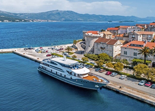 croatia island hopping yacht