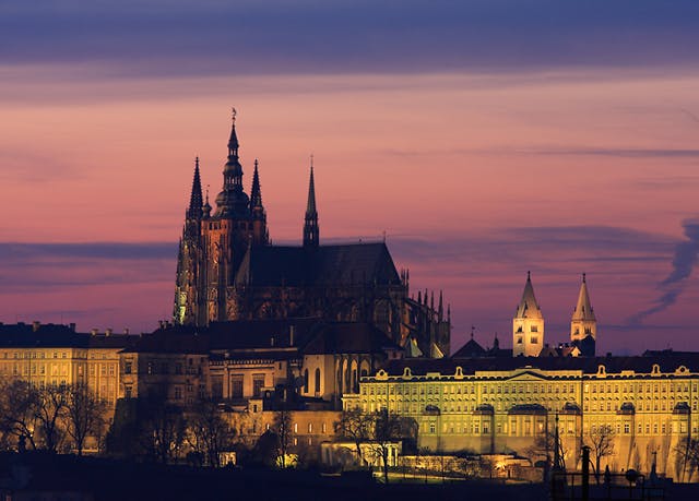 Red & Blue Design Hotel Prag | Luxusangebote zu Top-Preisen | Secret ...